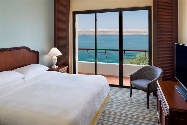 فنادق في البحر الميت إطلالتها جميلة على البحر