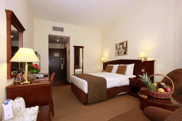 تقرير عن فندق هوارد جونسون دبي