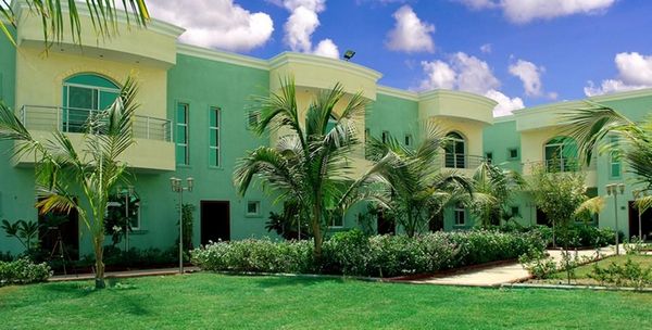 تقرير عن فندق الواحة بجدة