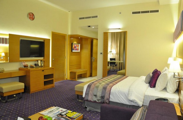 تقرير عن فندق فورتيون بارك دبي