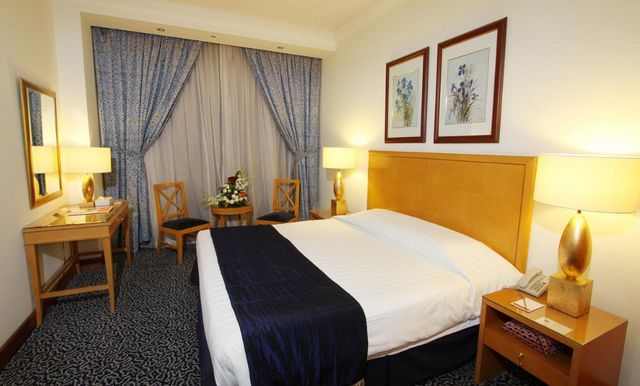 تقرير عن فندق رمادا القبلة المدينة المنورة