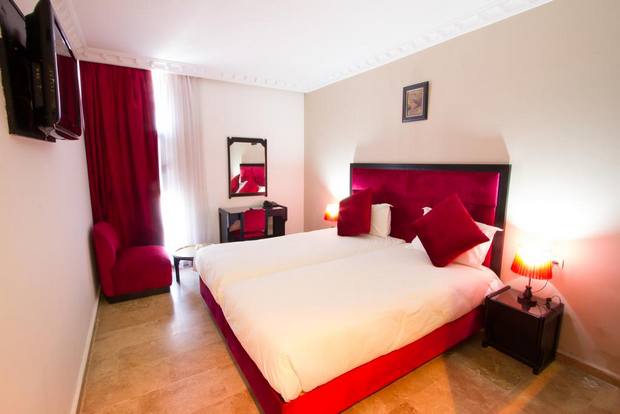 تقرير عن فندق باريس الدار البيضاء