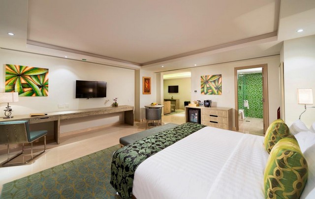 تقرير عن فندق سنتارا مسقط