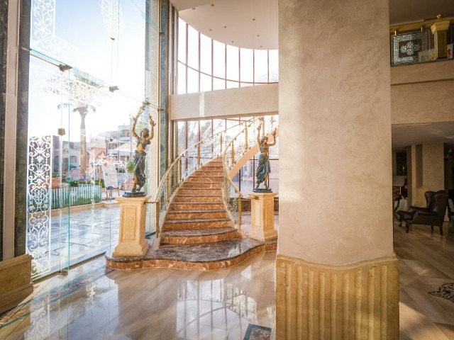 من اجمل الفنادق فندق صنى دايز البلاسيو الغردقة 