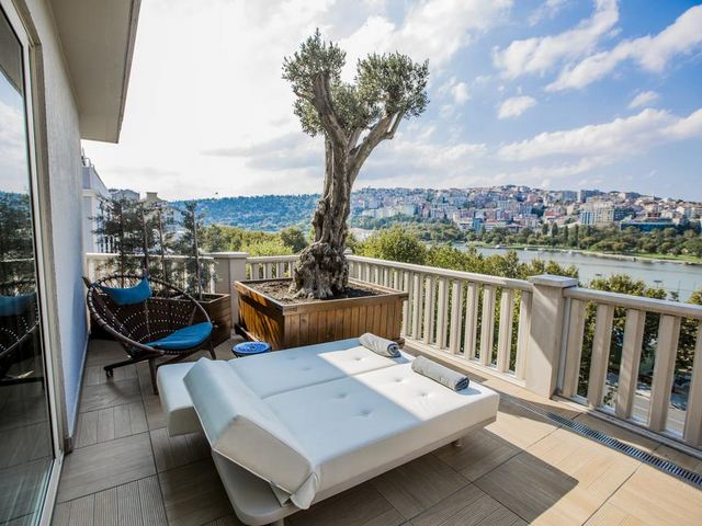 تقرير عن فندق لازوني اسطنبول