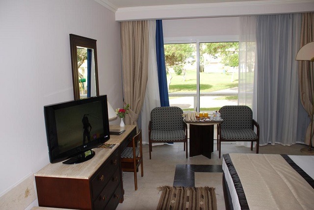 تقرير عن فندق بيراميدز بارك ريزورت الجيزة القاهرة