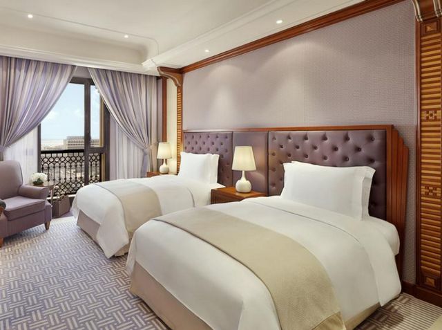 فندق الريتز كارلتون جدة