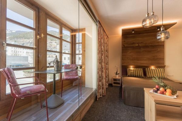 تقرير عن فندق نيوبوست زيلامسي