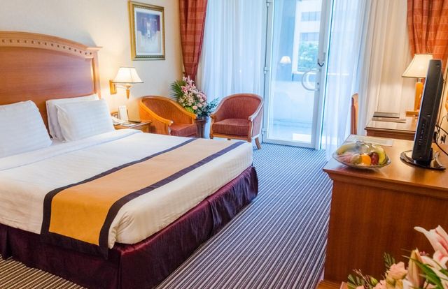 يضم حي ديرة سلسلة من افضل فنادق في الرقة دبي السياحية 