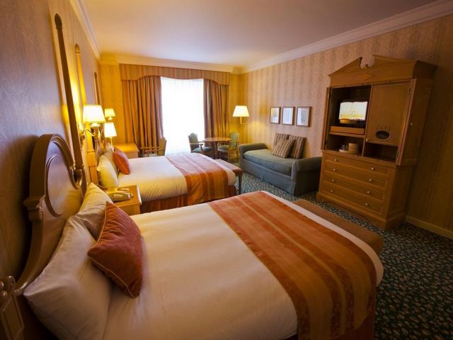 أفخم 6 من فنادق باريس مُوصى بها