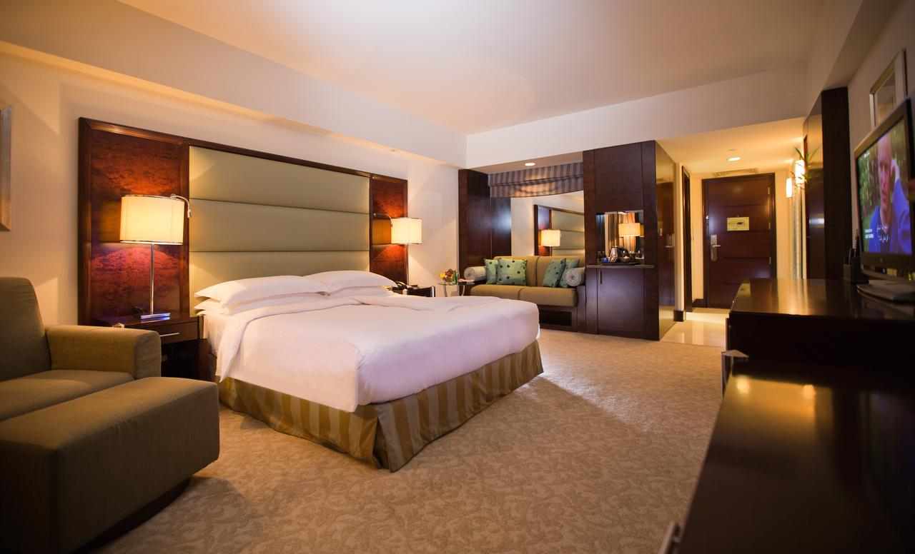 تقرير عن فندق انتركونتيننتال ابوظبي في الامارات