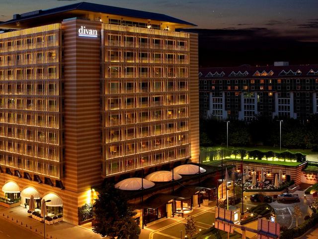 تقرير عن سلسلة فندق ديفان اسطنبول