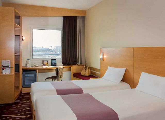 تقرير عن فندق ايبيس مسقط