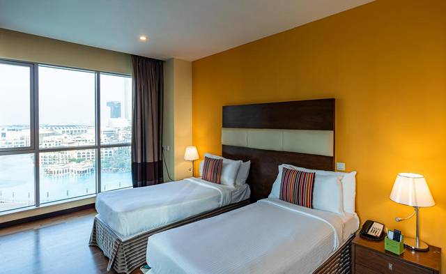 تبحثون عن فنادق مطله على نافورة دبي فندق رامادا داون تاون دبي  هو الخيار المُناسب