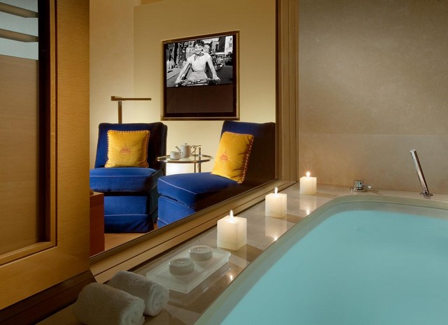 تقرير عن فندق رافاييل روما