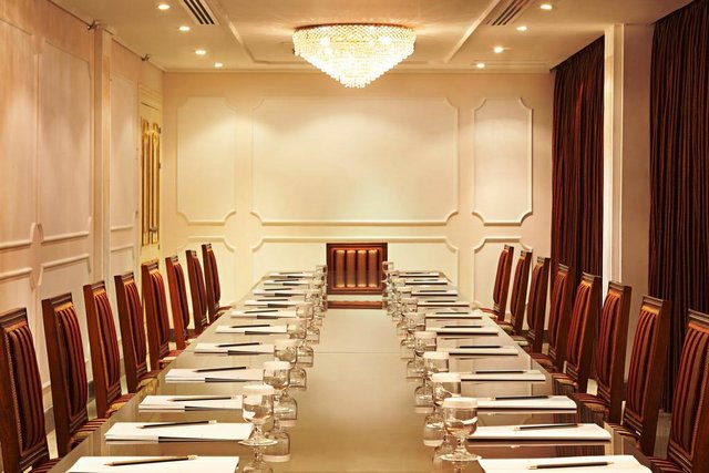 تقرير عن فندق مريديان المدينة