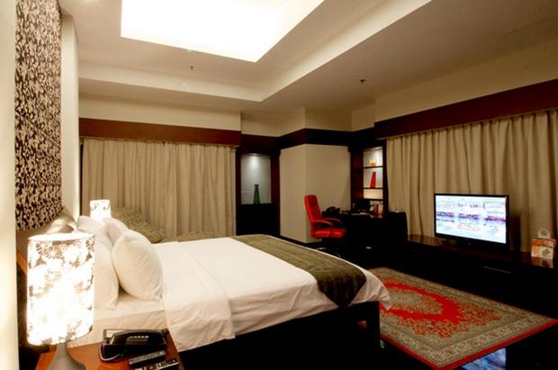 تقرير عن فندق منهاتن جاكرتا اندونيسيا