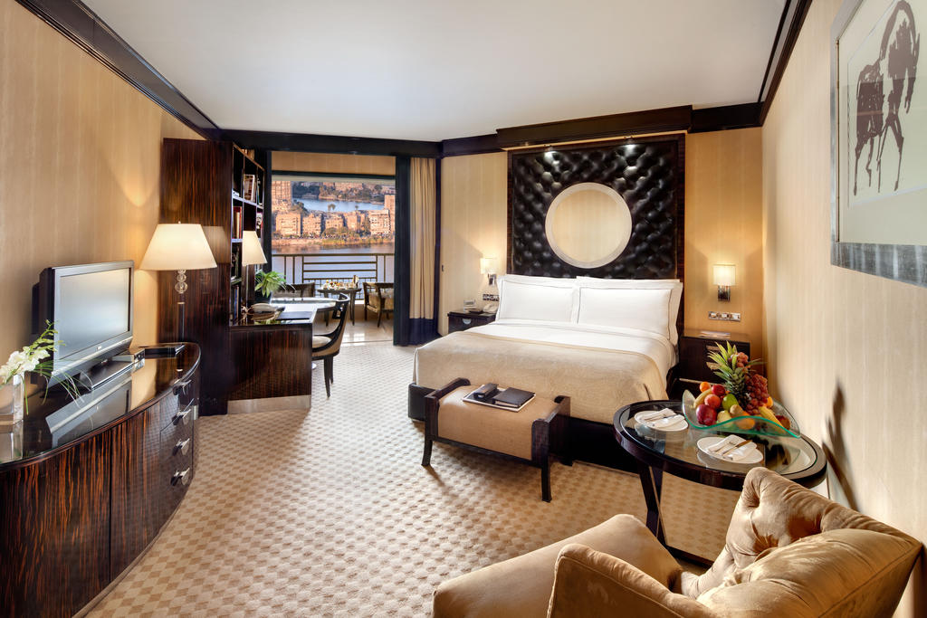 تقرير عن سلسلة فندق فيرمونت القاهرة