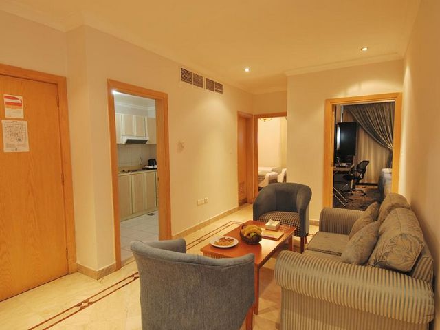 تقرير عن فندق الساحة المدينة المنورة