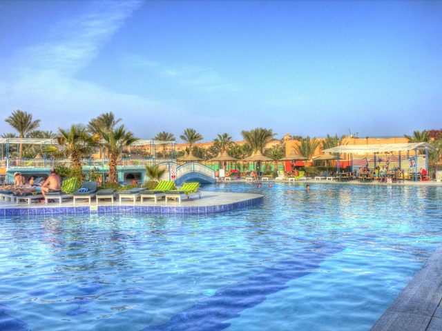 تقرير عن فندق الجفتون الغردقة