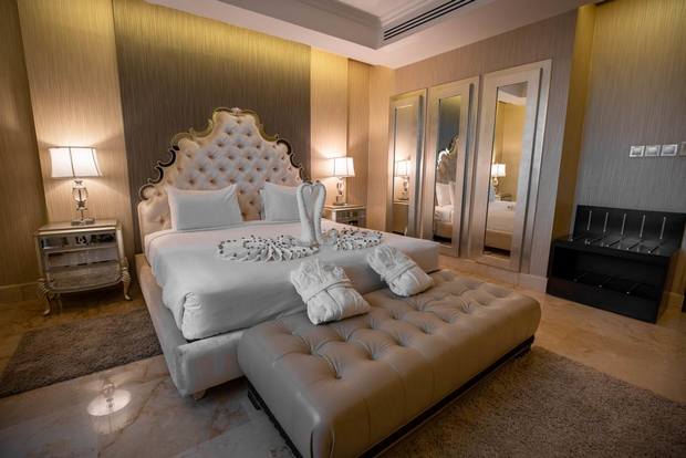 من فنادق قرطبة الرياض التي تتميز بالتصميم الفخم والمرافق المتنوعة.