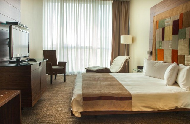 تقرير عن فندق لاند مارك باكو