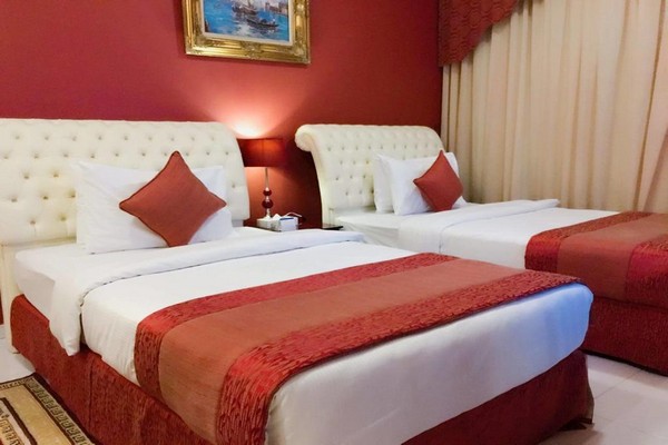 تقرير عن فندق المها ريجنسي الشارقة