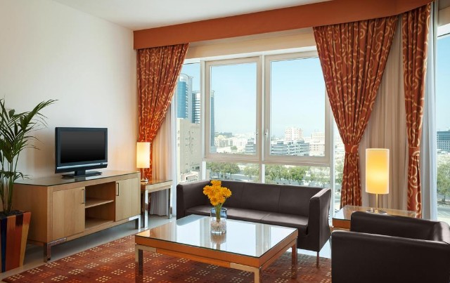 فور بوينتس باي شيراتون داون تاون مدينة دبي