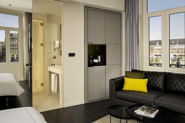 فندق فكتوريا في مدينة امستردام