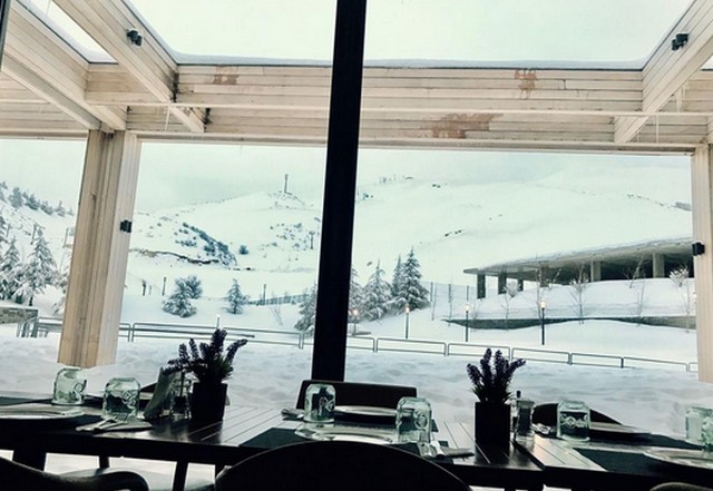 منتجع الزعرور لبنان