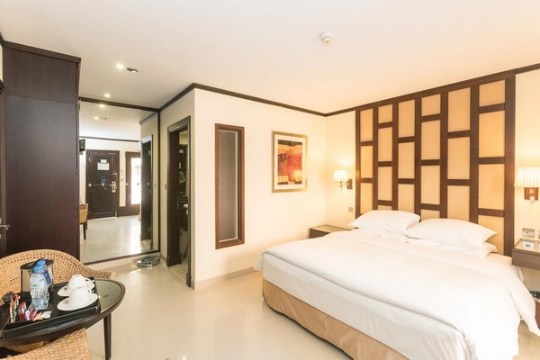 فندق راديسون بلو الشارقة 