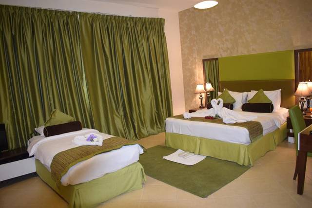 تقرير عن سلسلة الوليد بالاس دبي