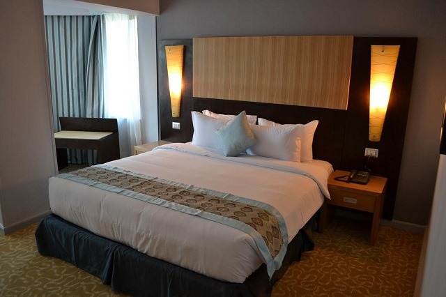 تقرير عن فندق توليب الجلاء القاهرة