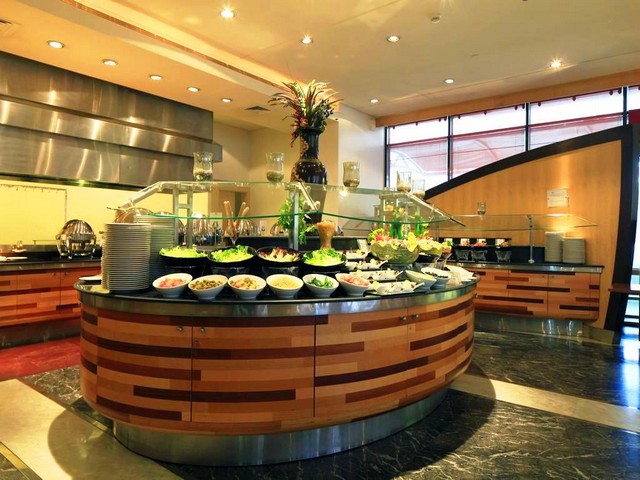 تقرير عن فندق هوليدي ان العليا الرياض