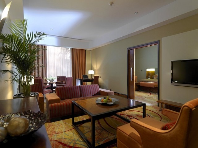 تقرير عن فندق ميلينيوم المطار دبي