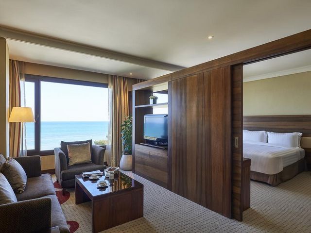 افضل 5 من فنادق المنطقه العاشره الكويت