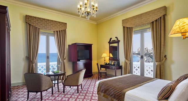 وأعددنا لك مجموعة من افضل فنادق الاسكندريه الأكثر زيارة لدى الزوّار العرب