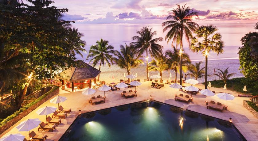 الفنادق في بوكيت تايلاند قريبة من الشاطئ