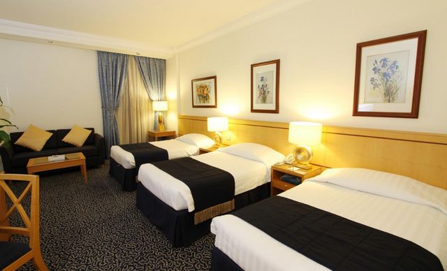 أهم المعلومات والنصائح قبل حجز رمادا القبلة المدينة 