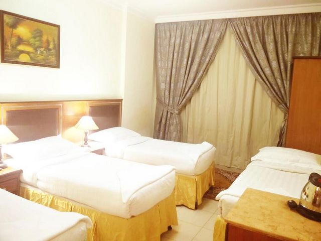 غرفة فياسية في داخل فندق طيبه بالمدينه المنوره