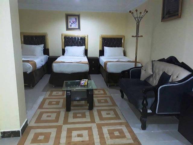 تقرير عن فندق التوفيق بلازا