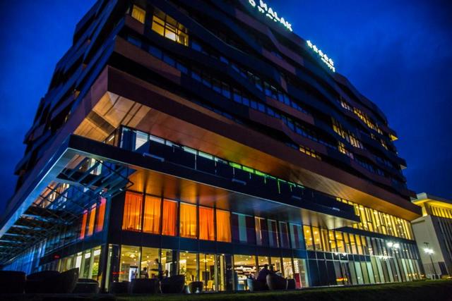 تقرير عن فندق ملاك ريجنسي سراييفو