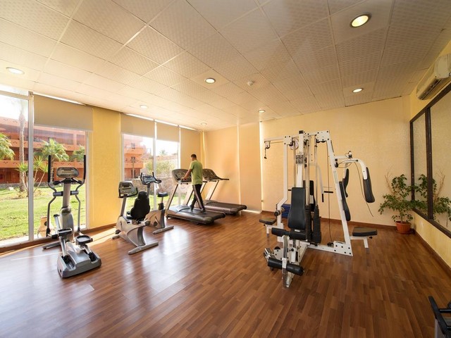 فندق امواج في شرم الشيخ