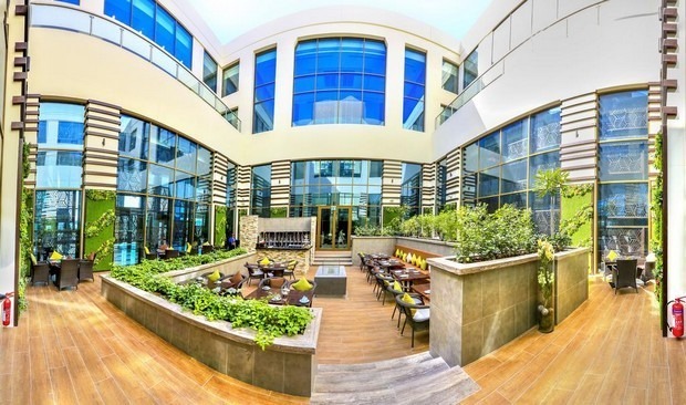 تقرير عن فندق متروبوليتان دبي