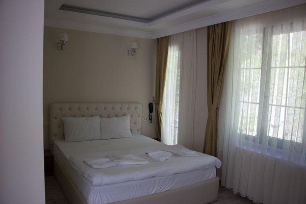 تقرير عن فندق ايجون اوزنجول