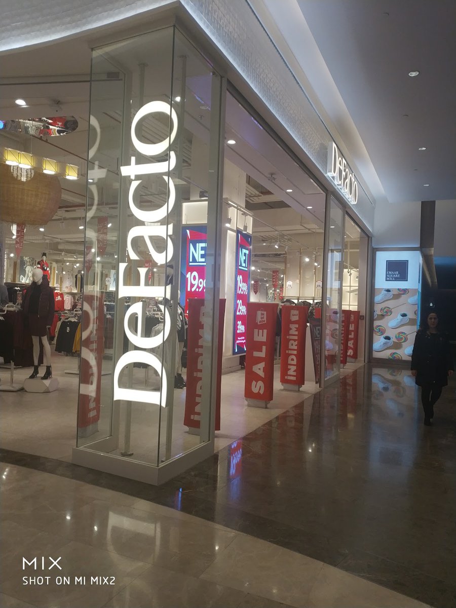 ديفاكتو إعمار مول