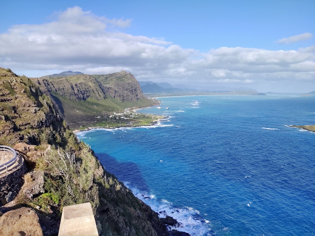 A picture of Makapu‘u Point Lighthouse Trail