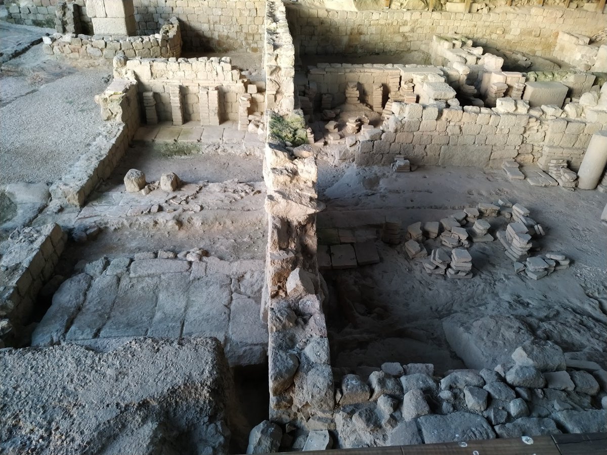 حمامات ماكسيموس الرومانية