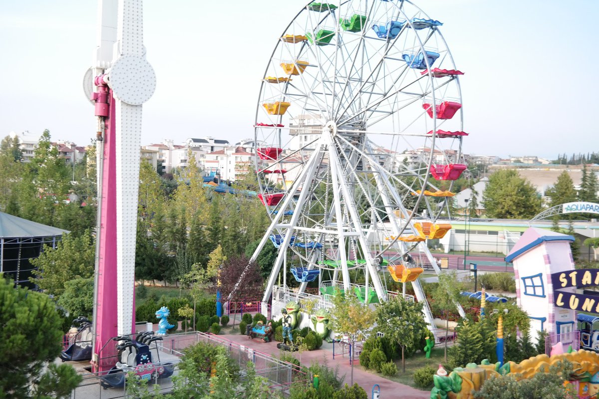 A picture of Starpark Lunapark