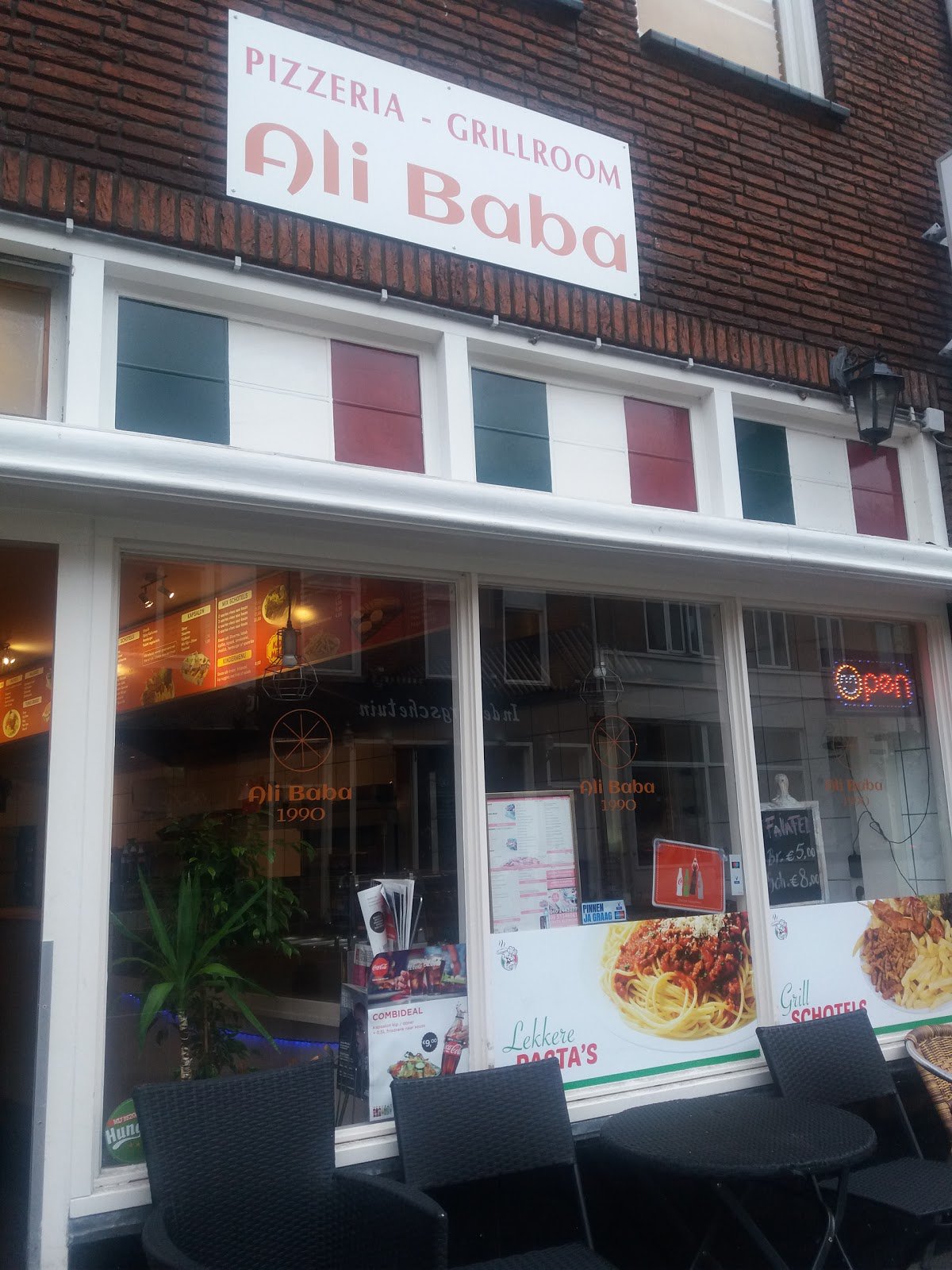 مطعم علي بابا